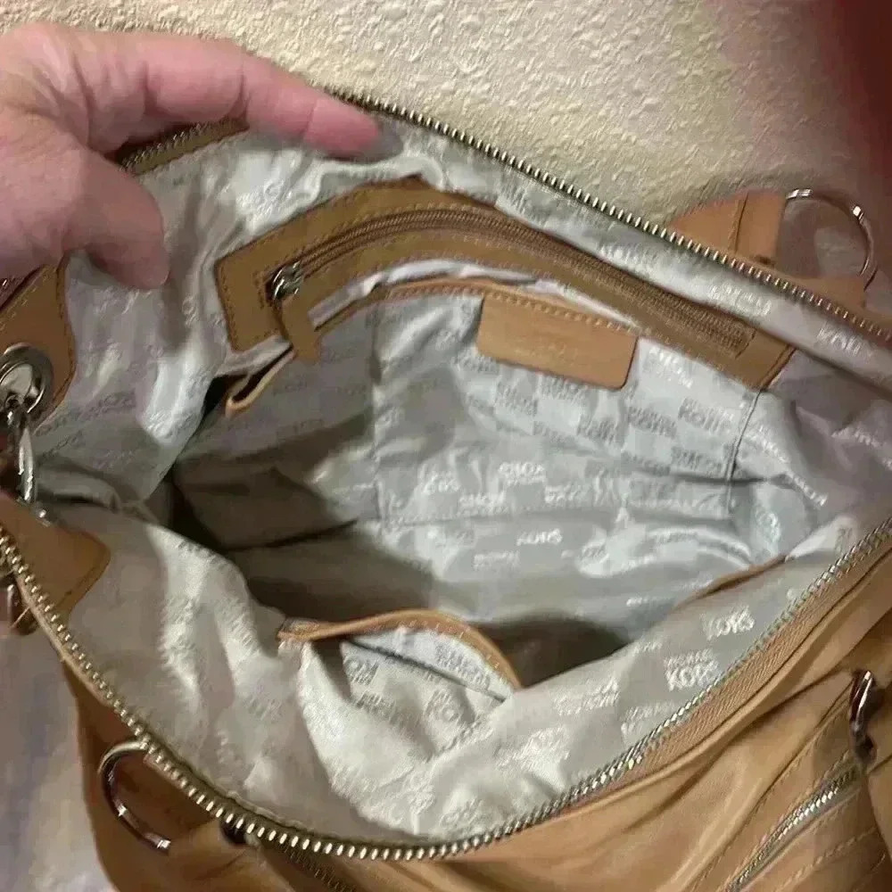 Michael Kors hobo shoulder bag - Picture 6 of 10